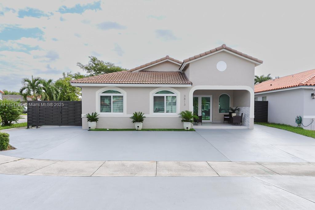 3813 SW 149th place, Miami, FL, 33185 - Investment Single Family Home. Photo #1