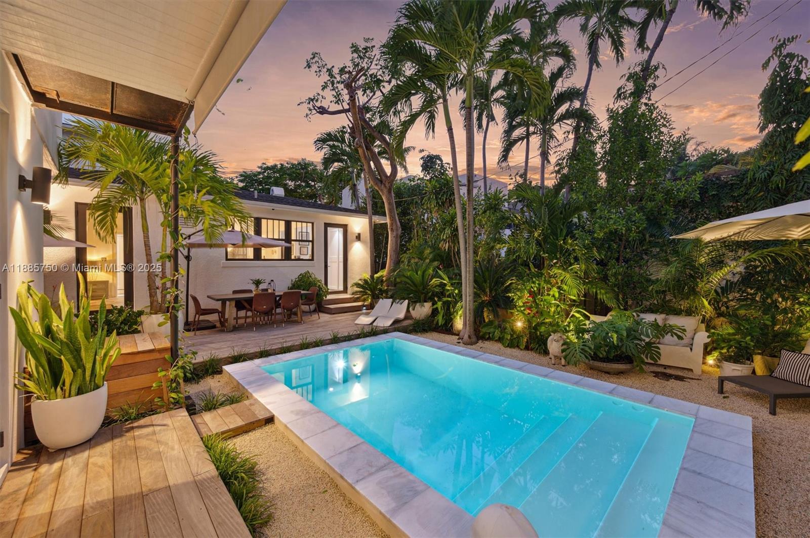 135 NE 45th St, Miami, FL, 33137 - Investment Single Family Home. Photo #1