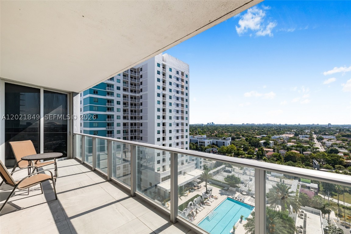 1010 SW 2nd #1608, Miami, FL, 33130 - Investment Condo. Photo #1