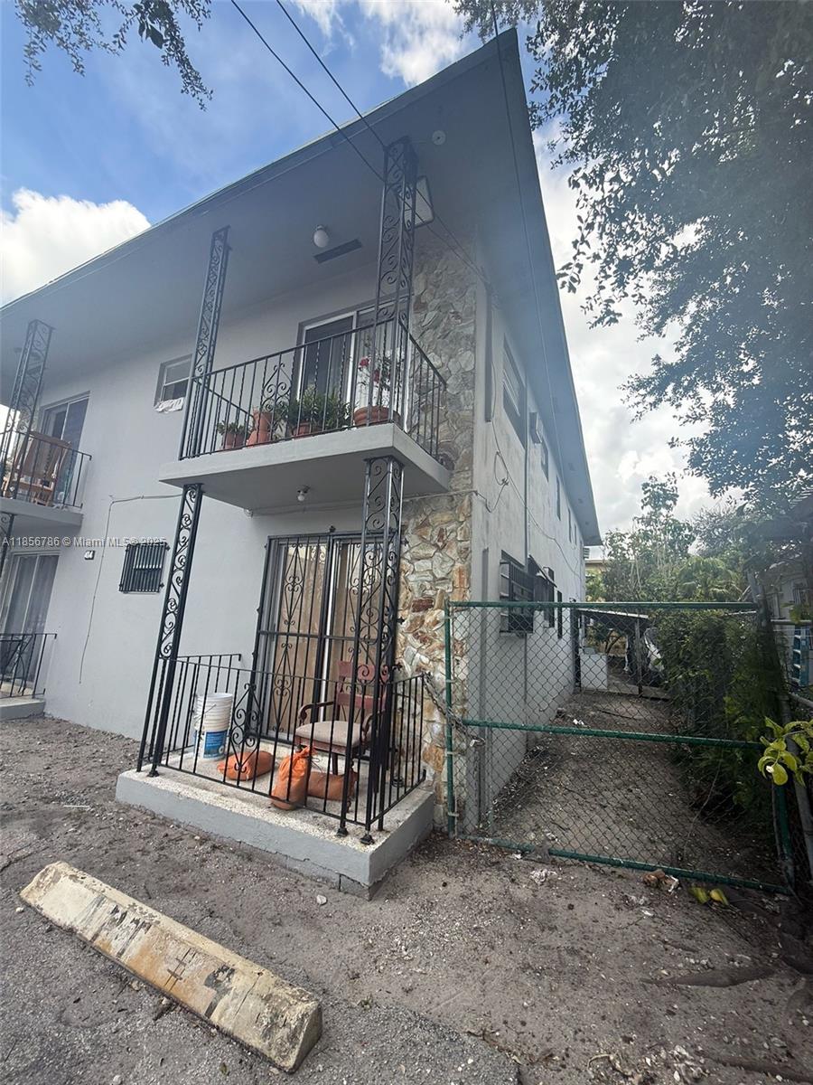414 SW 15th Ave, Miami, FL, 33135 - Investment Single Family Home. Photo #1