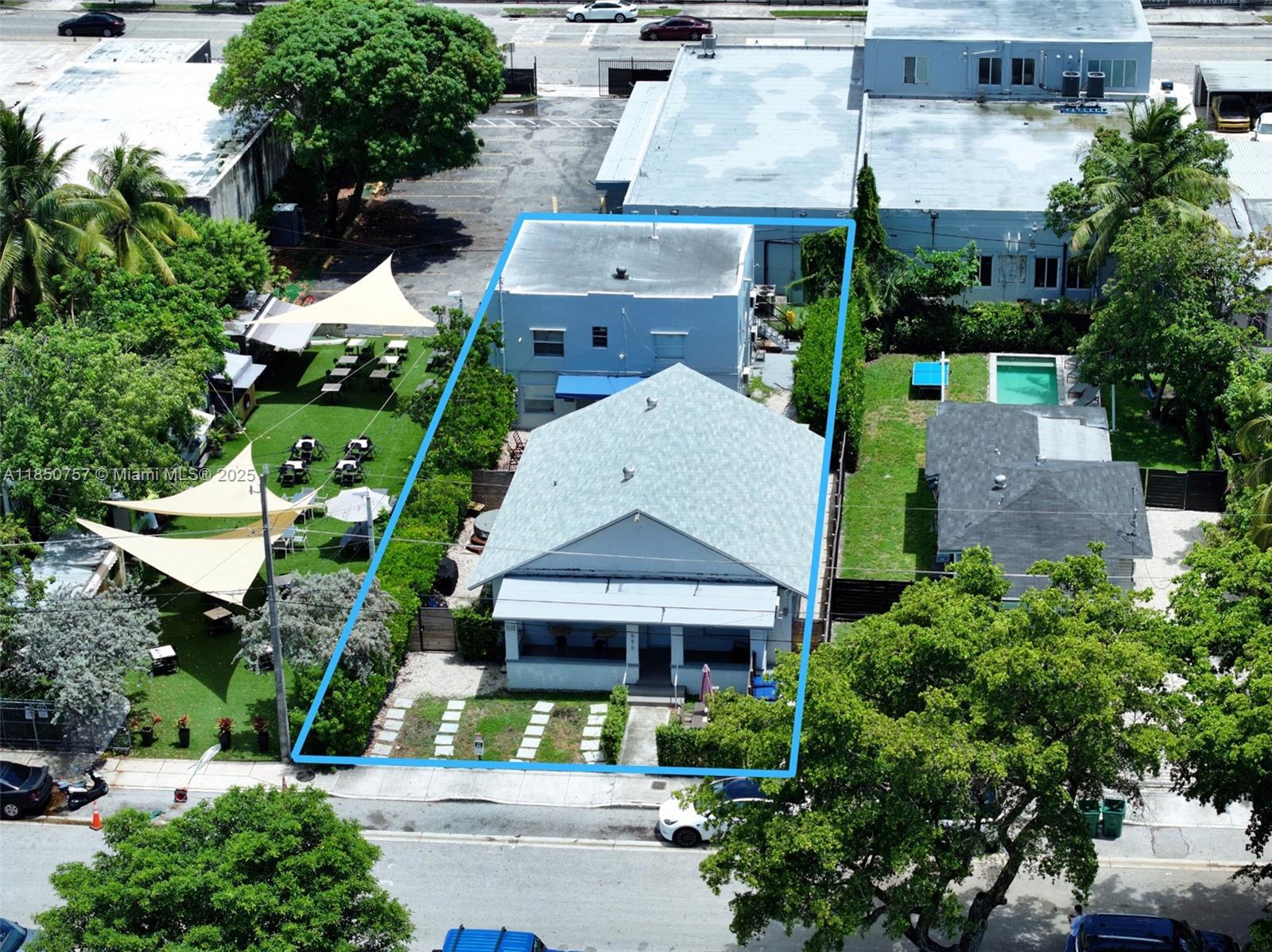550 NW 30th St, Miami, FL, 33127 - Investment Single Family Home. Photo #1