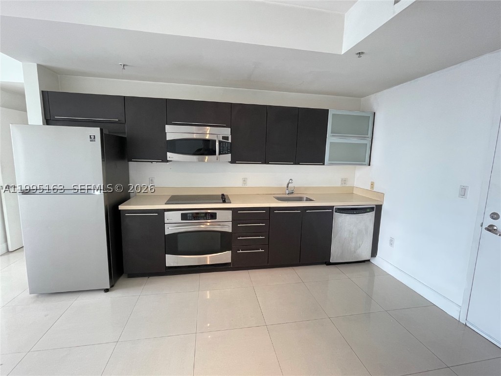 90 SW 3rd #1809, Miami, FL, 33130 - Investment Condo. Photo #1