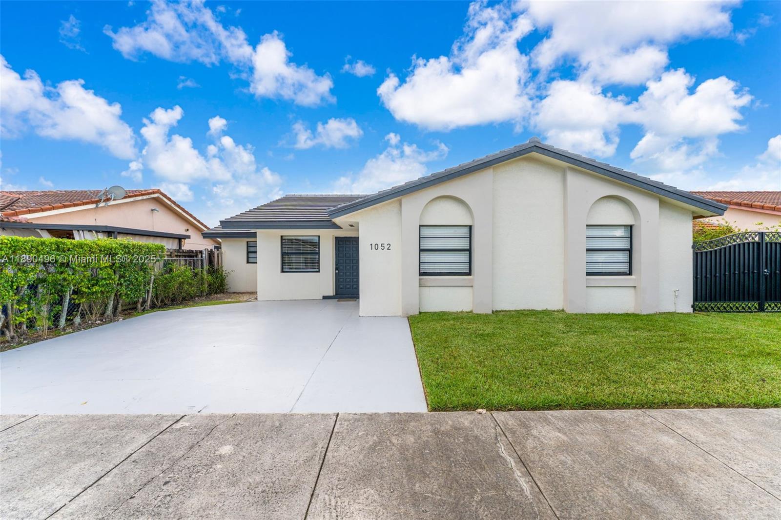 1052 NW 127th Path, Miami, FL, 33182 - Investment Single Family Home. Photo #1