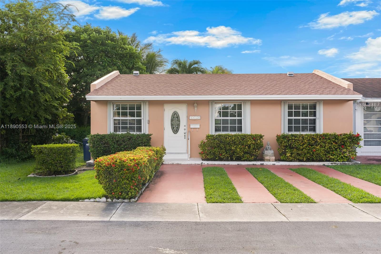 4438 SW 131st Ave, Miami, FL, 33175 - Investment Townhome. Photo #1