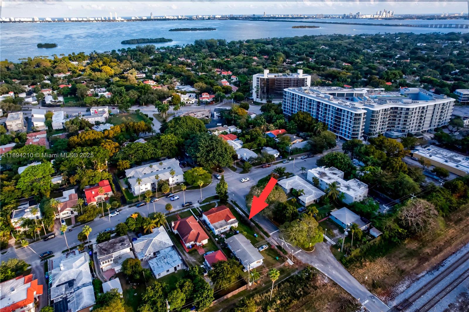 5900 NE 4th Ct, Miami, FL, 33137 - Investment Single Family Home. Photo #1
