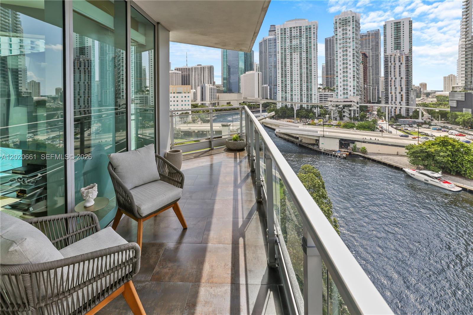 92 SW 3rd #1201, Miami, FL, 33130 - Investment Condo. Photo #1