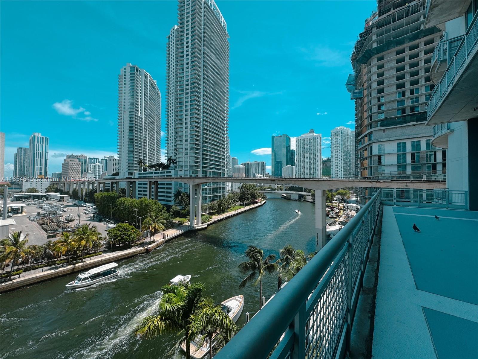 690 SW 1st Ct #2122, Miami, FL, 33130 - Investment Condo. Photo #1