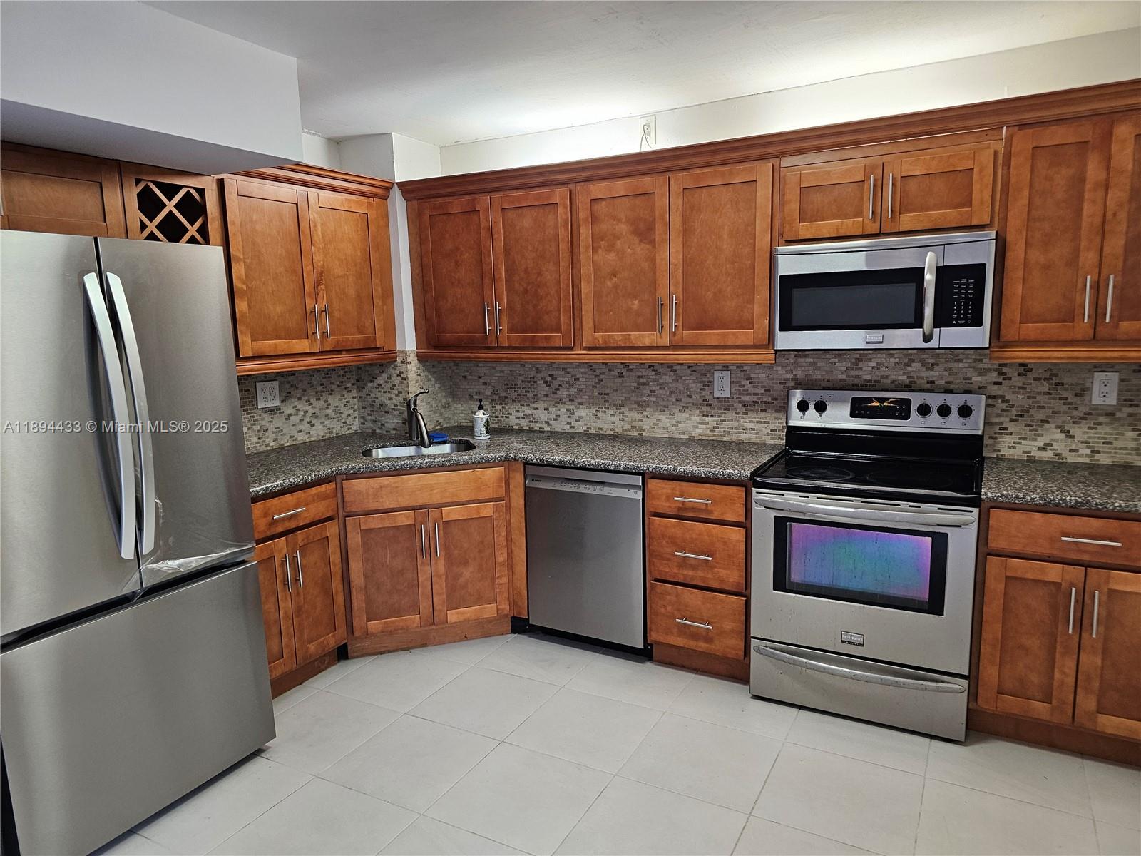 10142 SW 77th Ct #10142, Miami, FL, 33156 - Investment Townhome. Photo #1