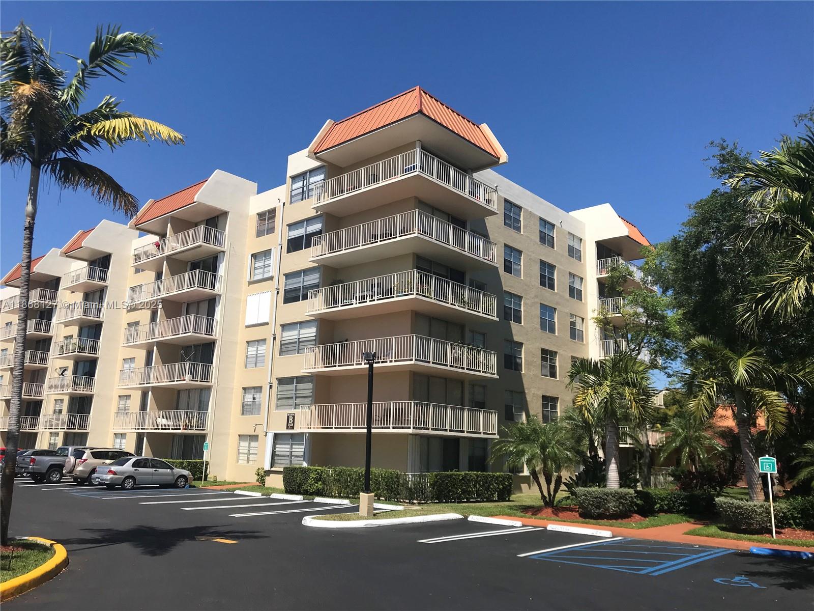 13120 SW 92nd Ave #B-207, Miami, FL, 33176 - Investment Condo. Photo #1
