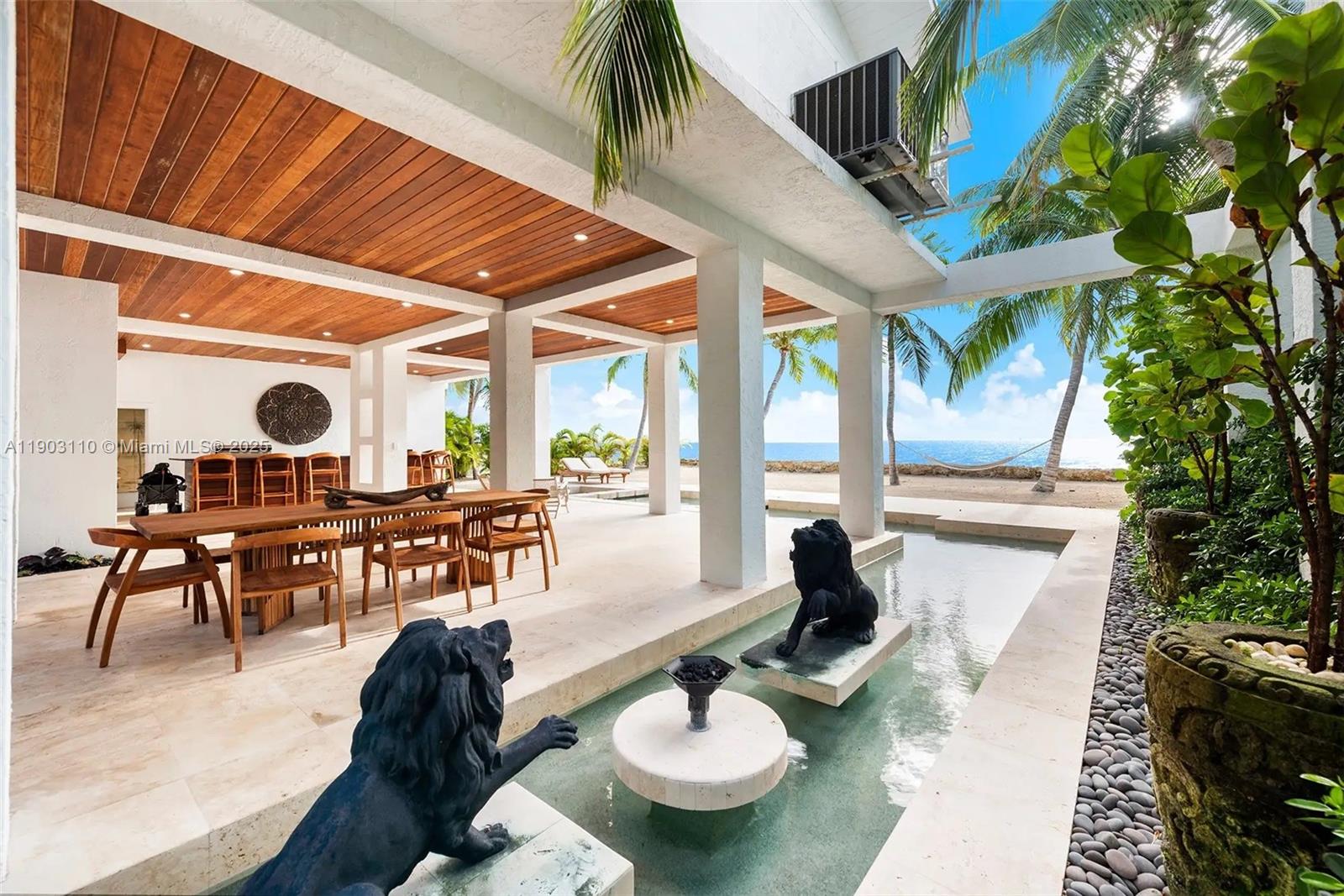 Single Family Residence in Key Largo - Photo 10