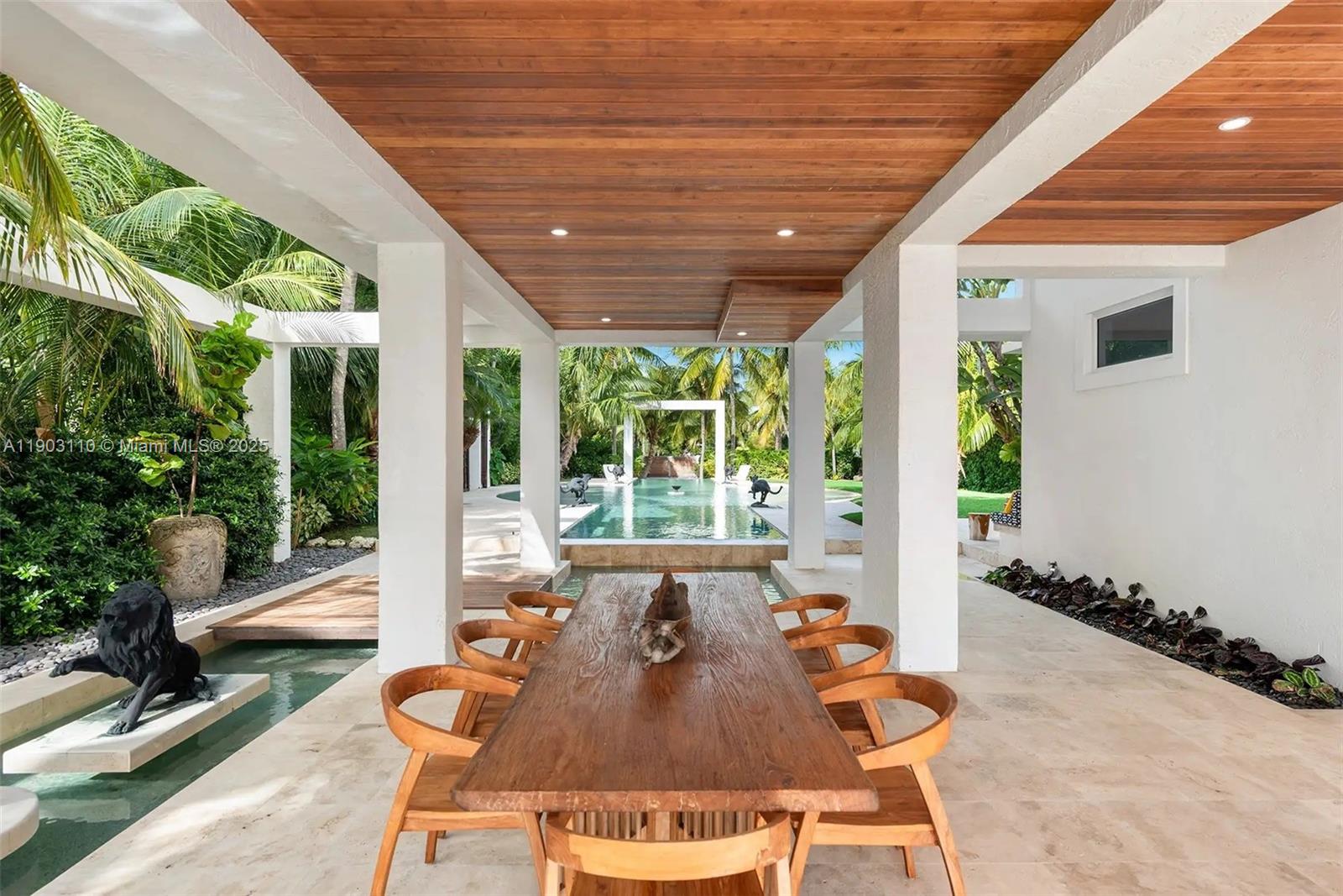 Single Family Residence in Key Largo - Photo 7