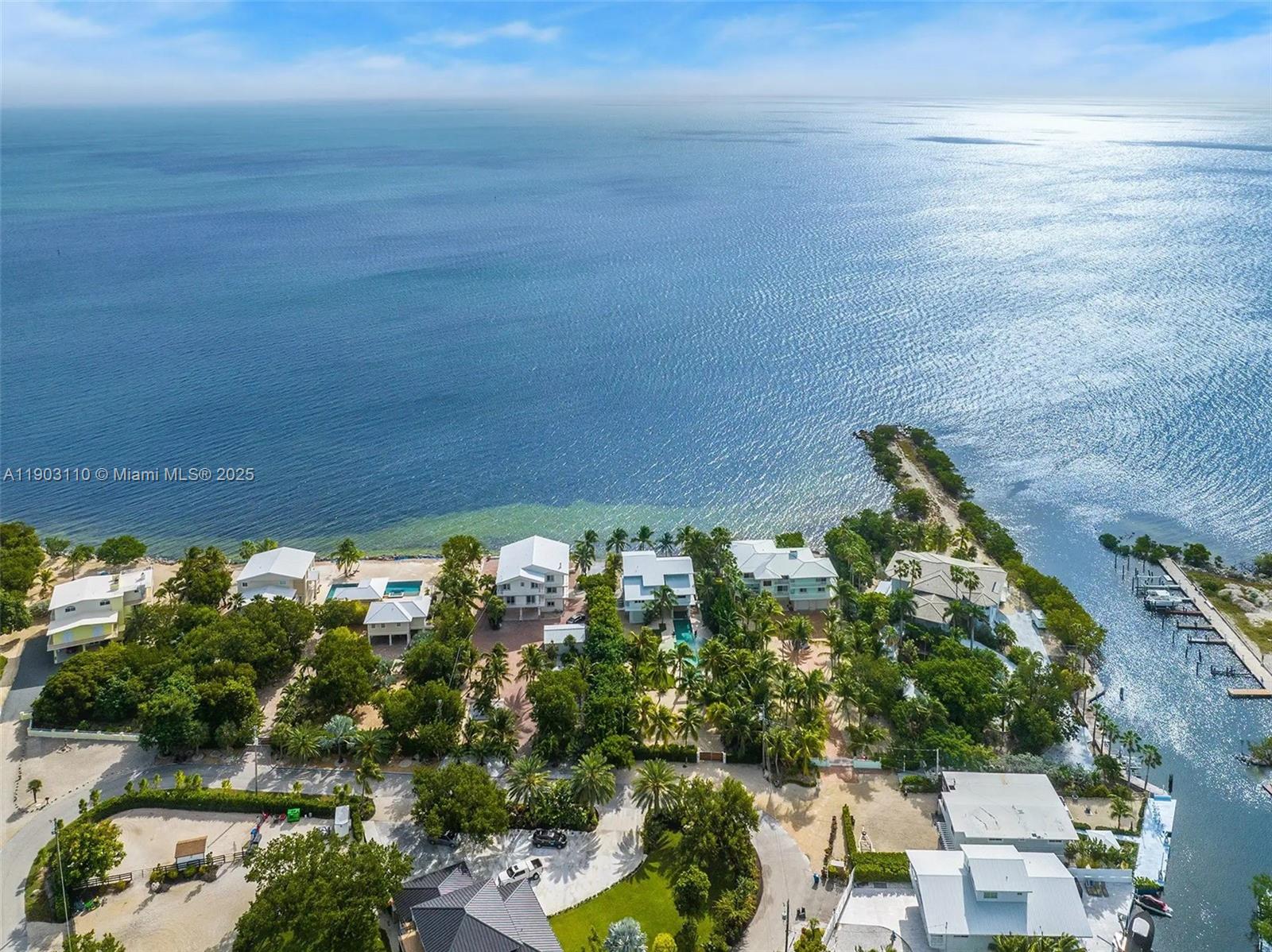 Single Family Residence in Key Largo - Photo 8