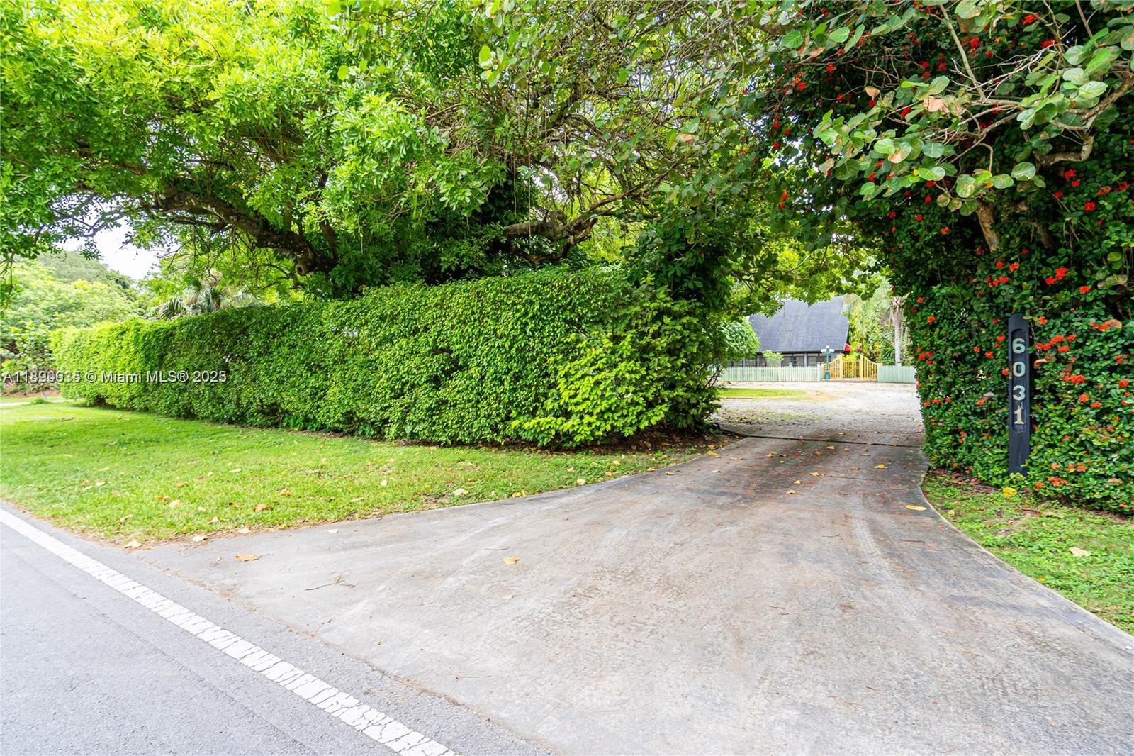 6031 SW 82nd Ave, Miami, FL, 33143 - Investment Single Family Home. Photo #1