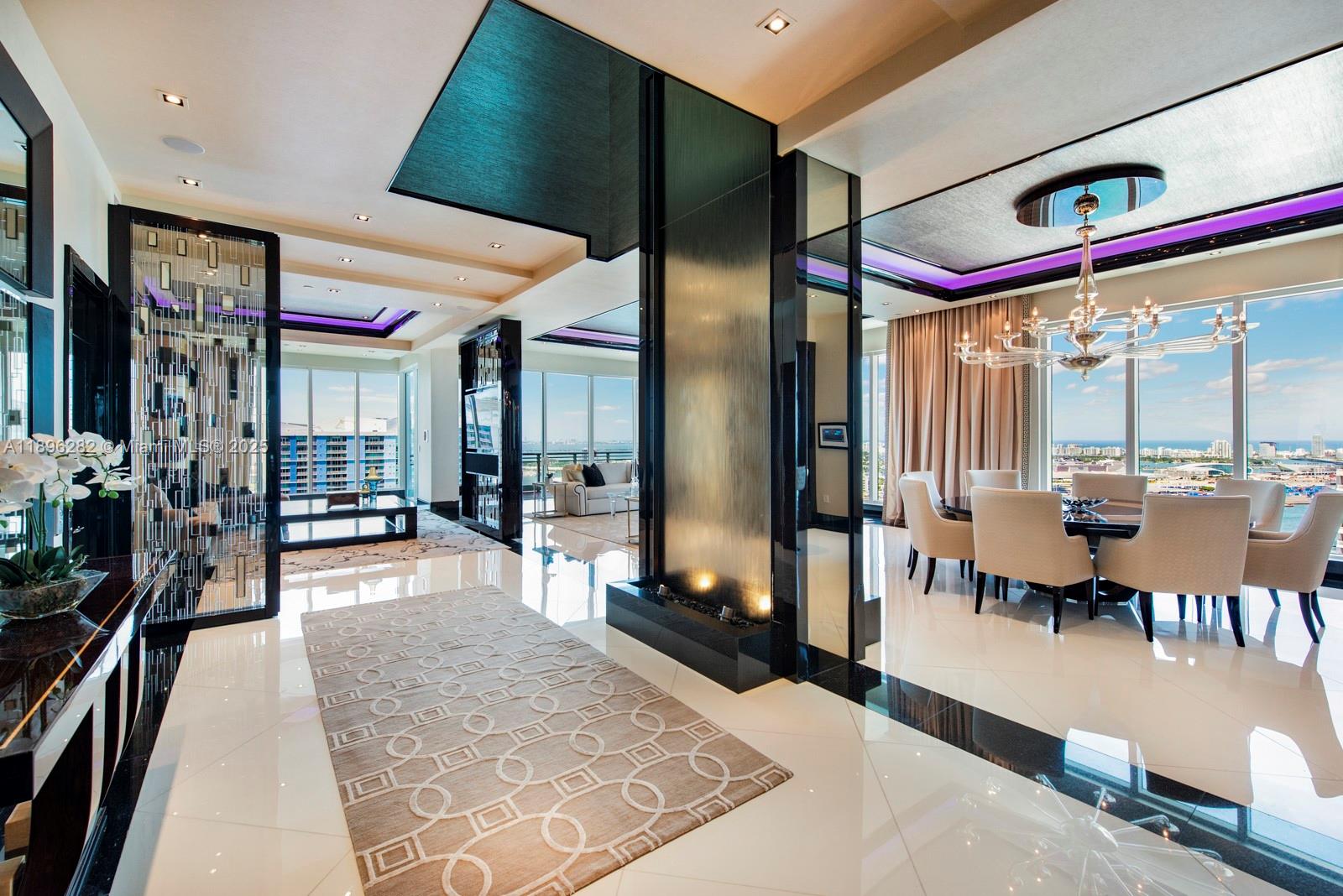 900 Brickell Key Blvd #PH3403, Miami, FL, 33131 - Investment Condo. Photo #1