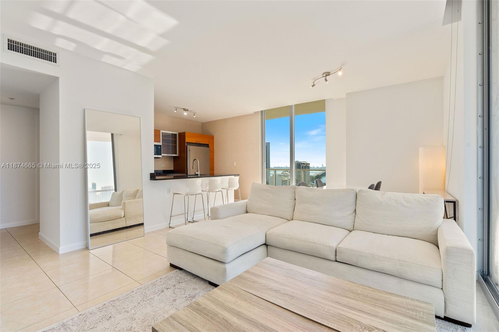 3470 E Coast Ave #H1711, Miami, FL, 33137 - Investment Condo. Photo #1
