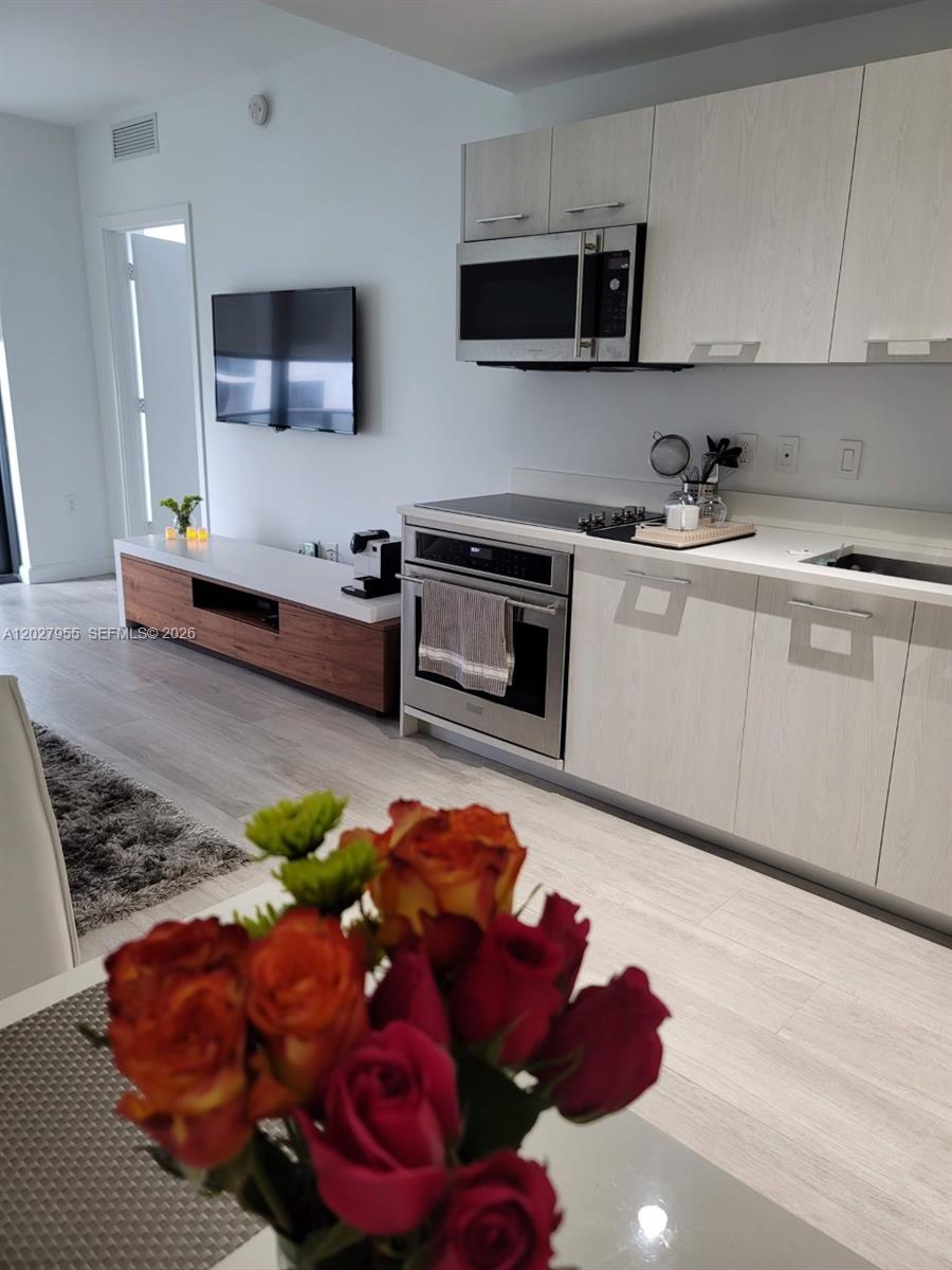 55 SW 9th #2709, Miami, FL, 33130 - Investment Condo. Photo #1