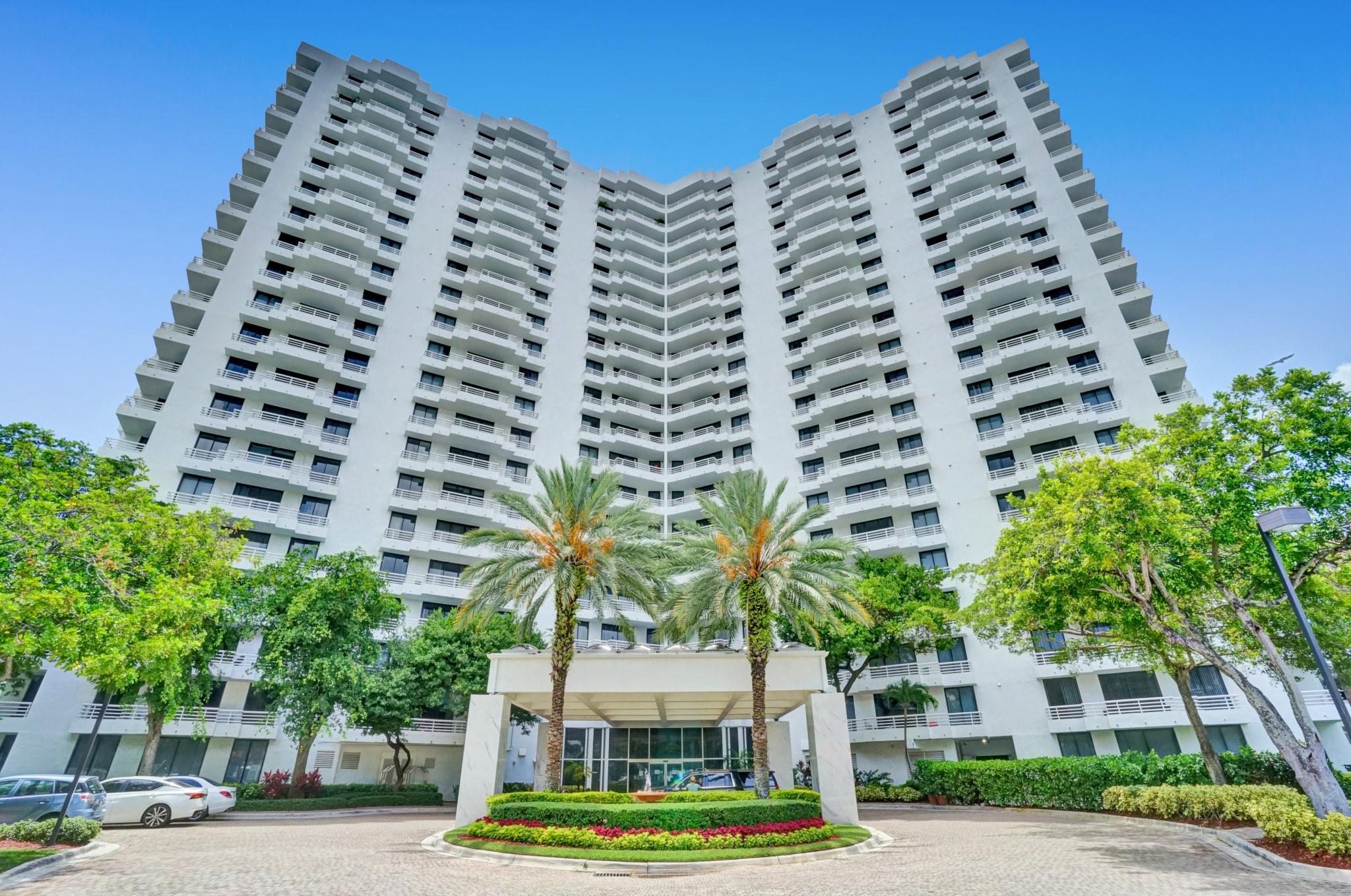 3300 NE 192nd St #1518, Miami, FL, 33180 - Investment Condo. Photo #1