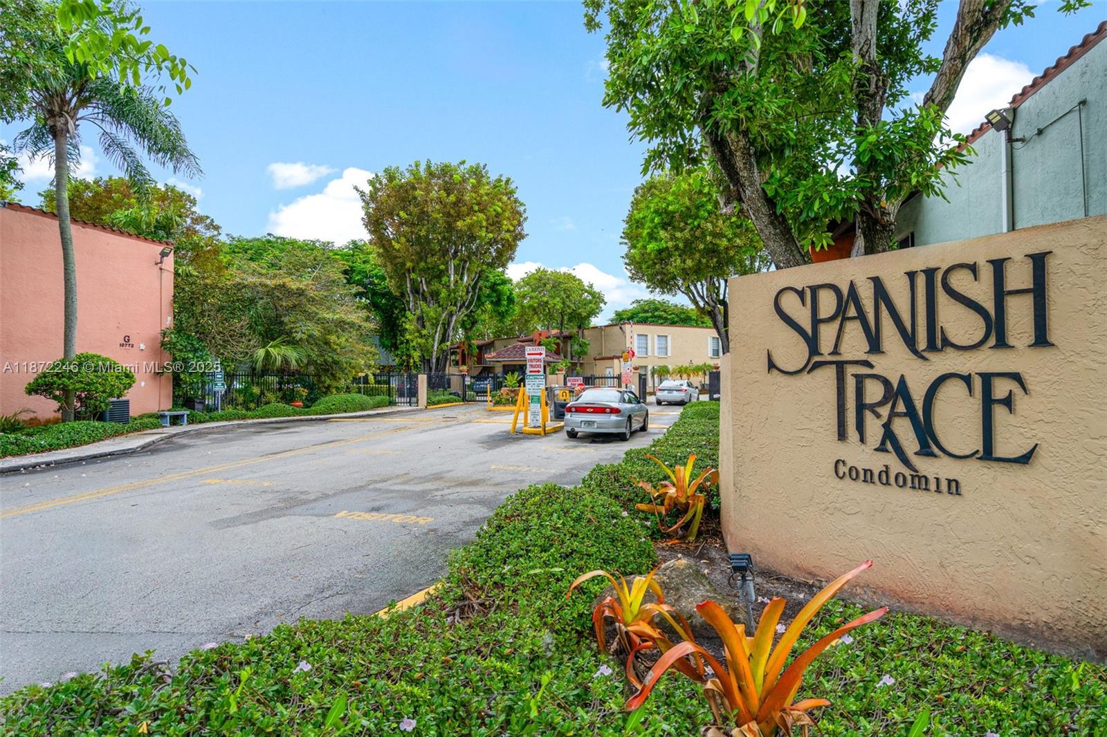 10834 N Kendall Dr #X12, Miami, FL, 33176 - Investment Condo. Photo #1