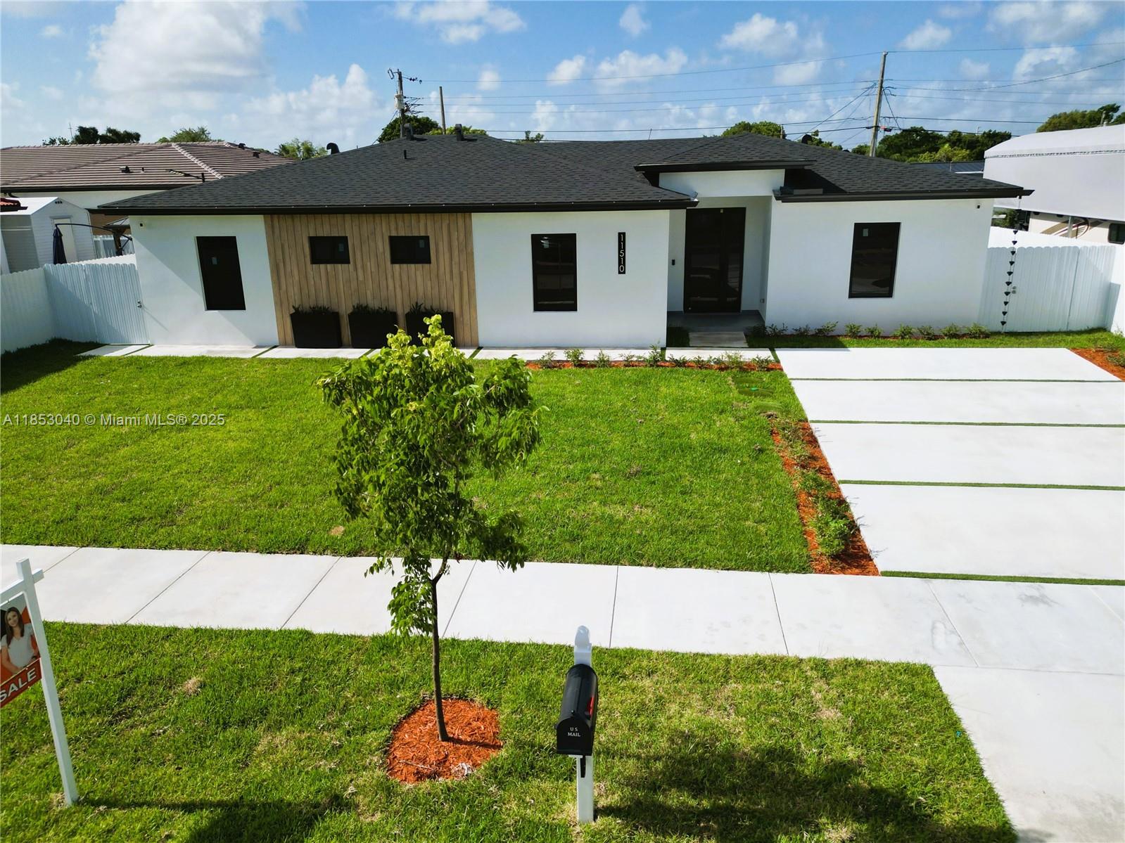 11510 SW 141 street, Miami, FL, 33176 - Investment Single Family Home. Photo #1