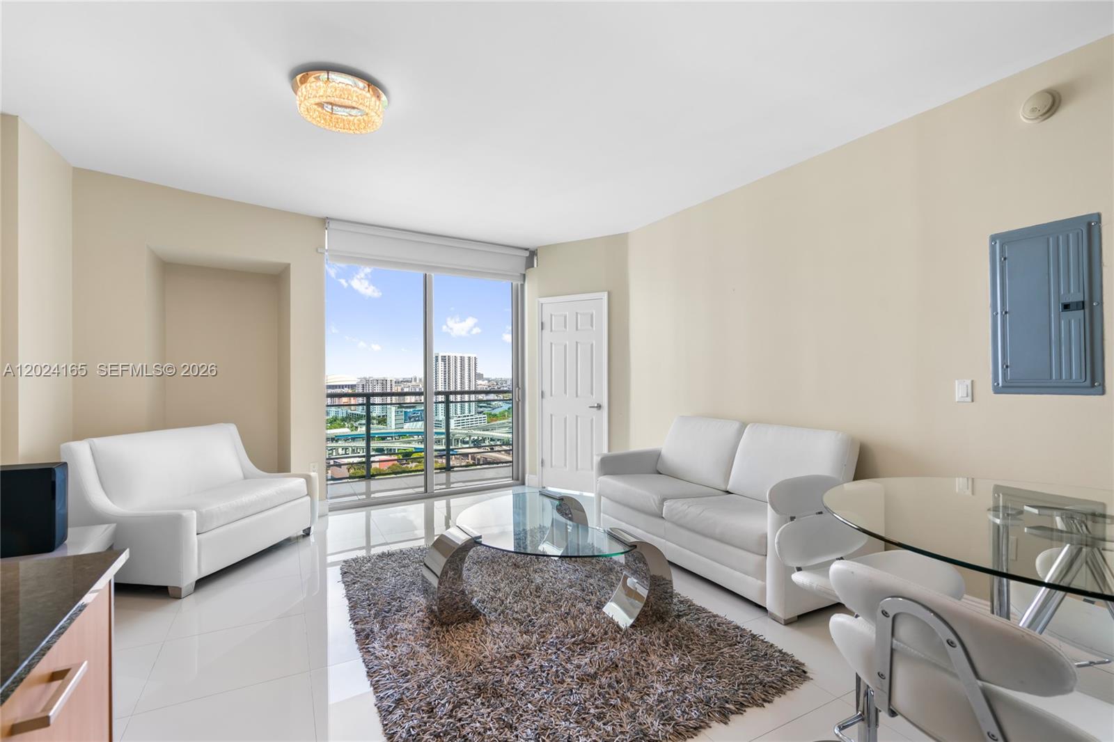 350 S Miami #2515, Miami, FL, 33130 - Investment Condo. Photo #1