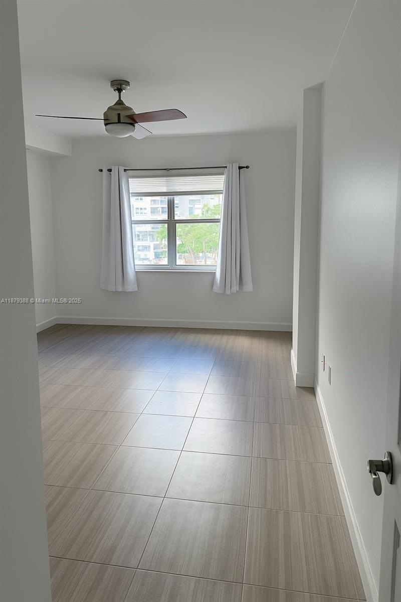 Condominium in Sunny Isles Beach - Photo 7