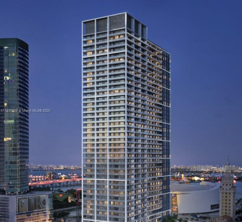 159 NE 6th St #PH-5013, Miami, FL, 33132 - Investment Condo. Photo #1