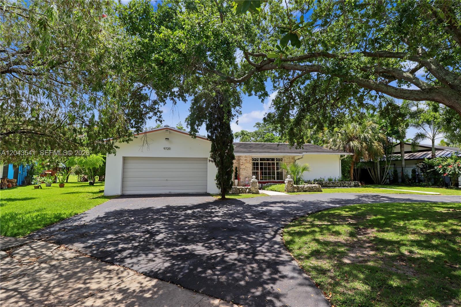 9720 Palmetto Club W, Miami, FL, 33157 - Investment Single Family Home. Photo #1