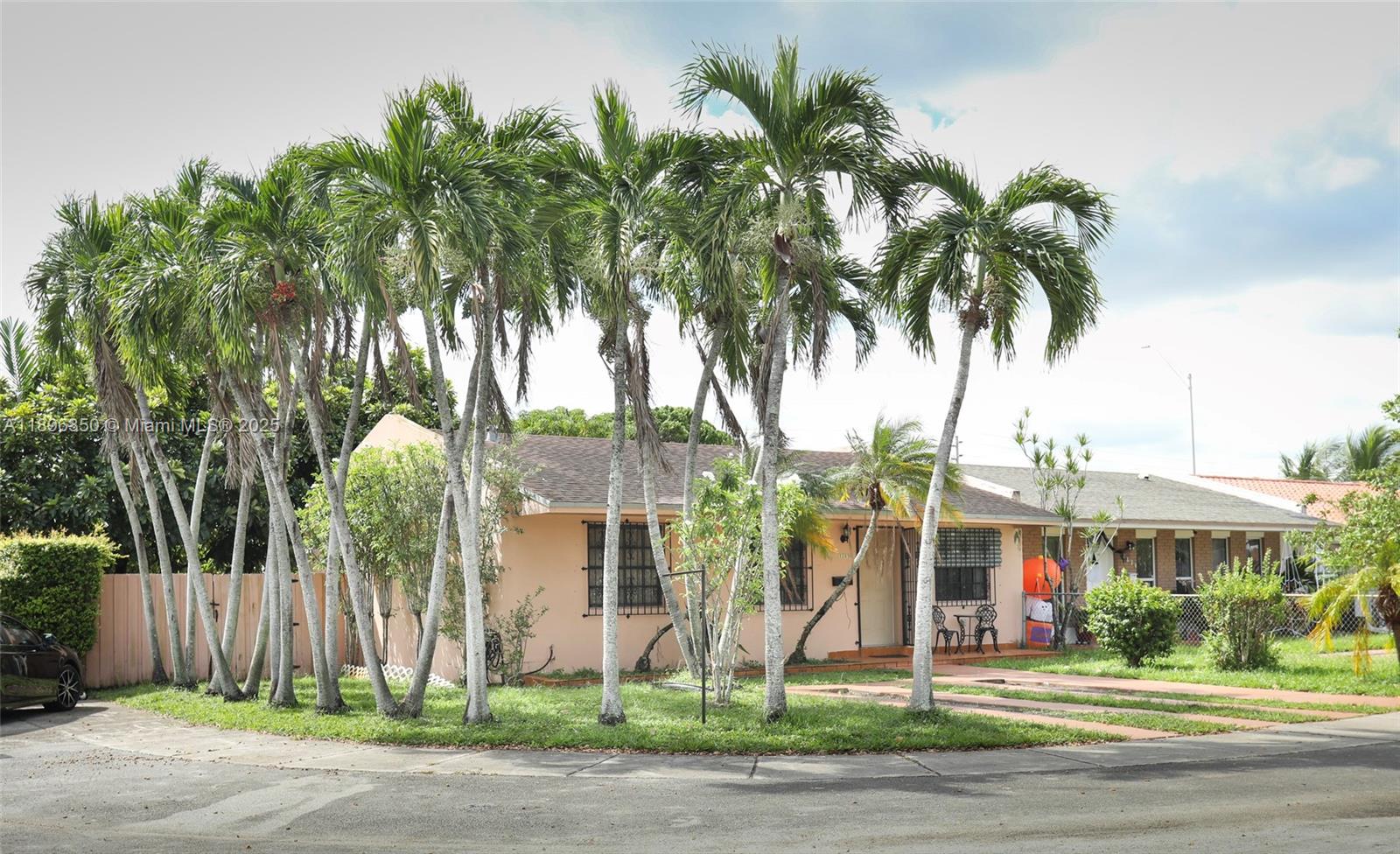 12830 SW 55th St, Miami, FL, 33175 - Investment Townhome. Photo #1