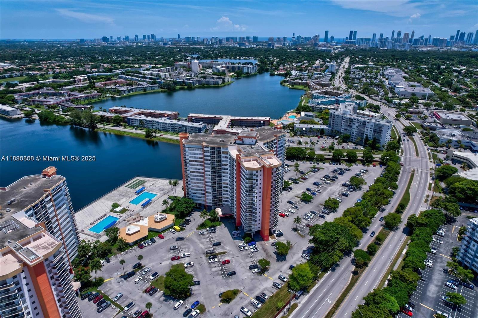 1351 NE Miami Gardens Dr #202E, Miami, FL, 33179 - Investment Condo. Photo #1