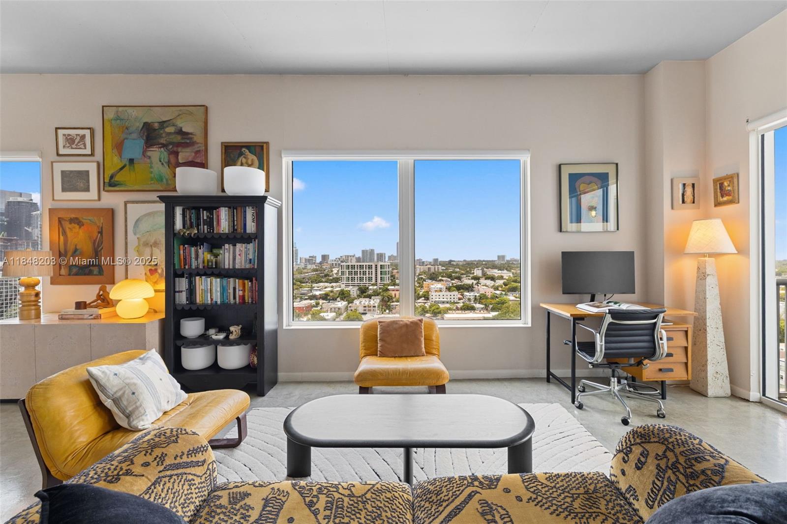 10 SW South River Dr #1614, Miami, FL, 33130 - Investment Condo. Photo #1