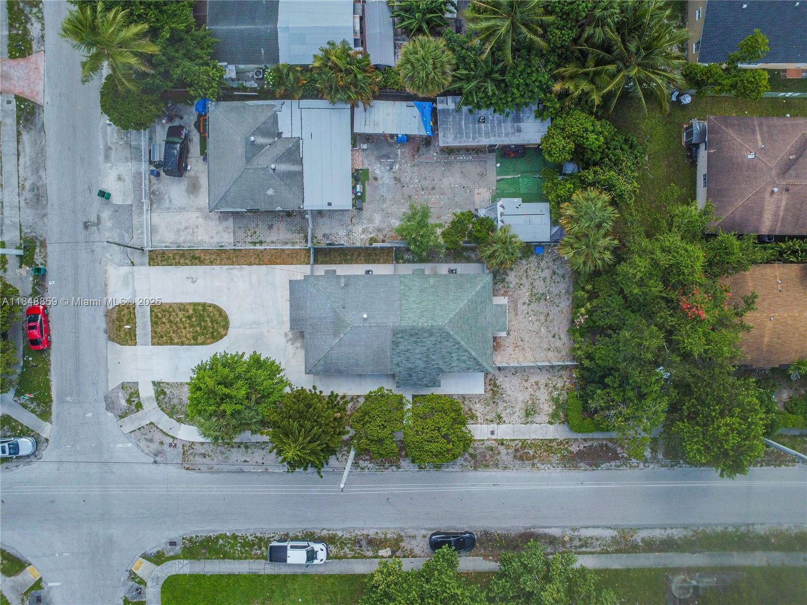 801 NW 109th St, Miami, FL, 33168 - Investment Single Family Home. Photo #1