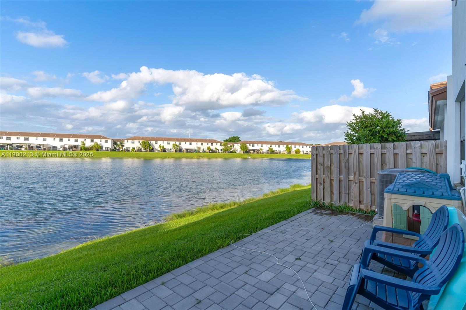 10069 SW 231st Ln, Miami, FL, 33190 - Investment Townhome. Photo #1