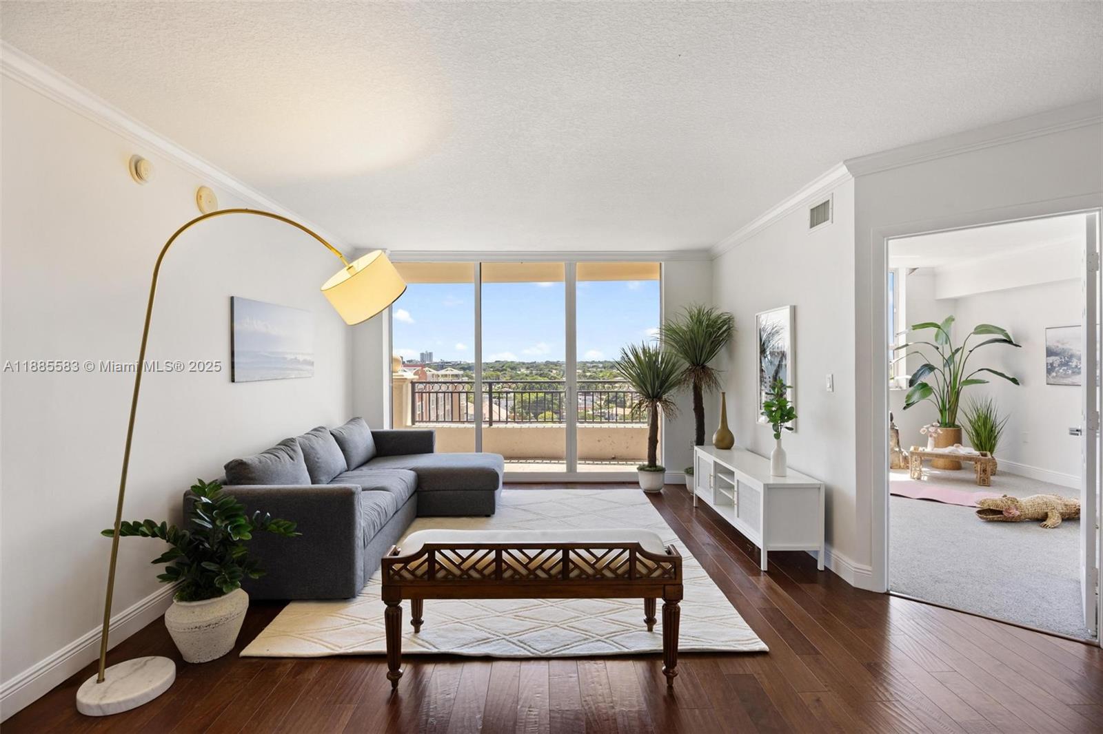 3232 SW 22nd Ter #1003, Miami, FL, 33145 - Investment Condo. Photo #1