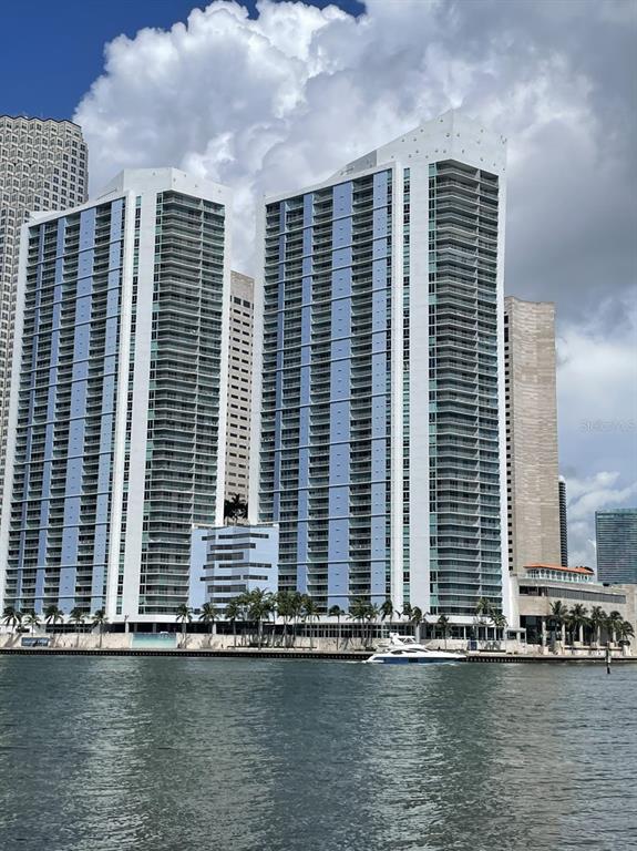 335 S BISCAYNE #3400, Miami, FL, 33131 - Investment Condo. Photo #1