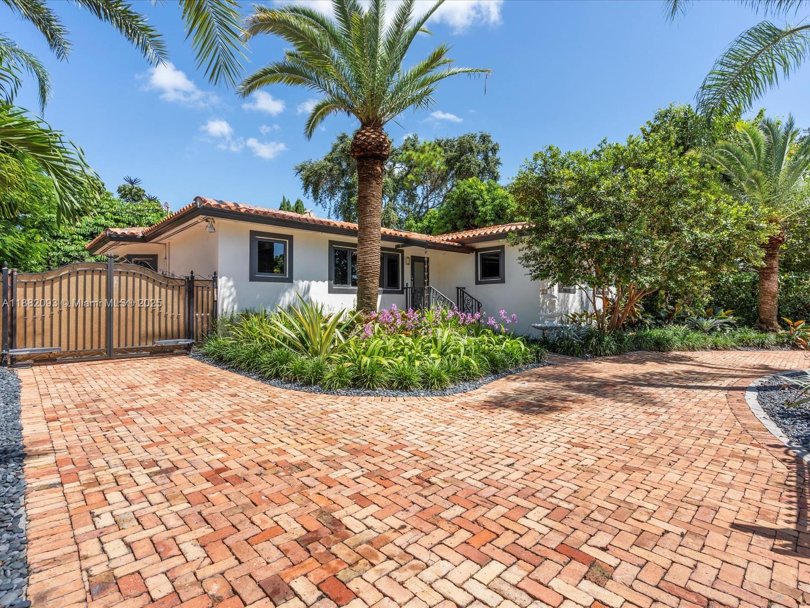 8311 SW 31 St, Miami, FL, 33155 - Investment Single Family Home. Photo #1