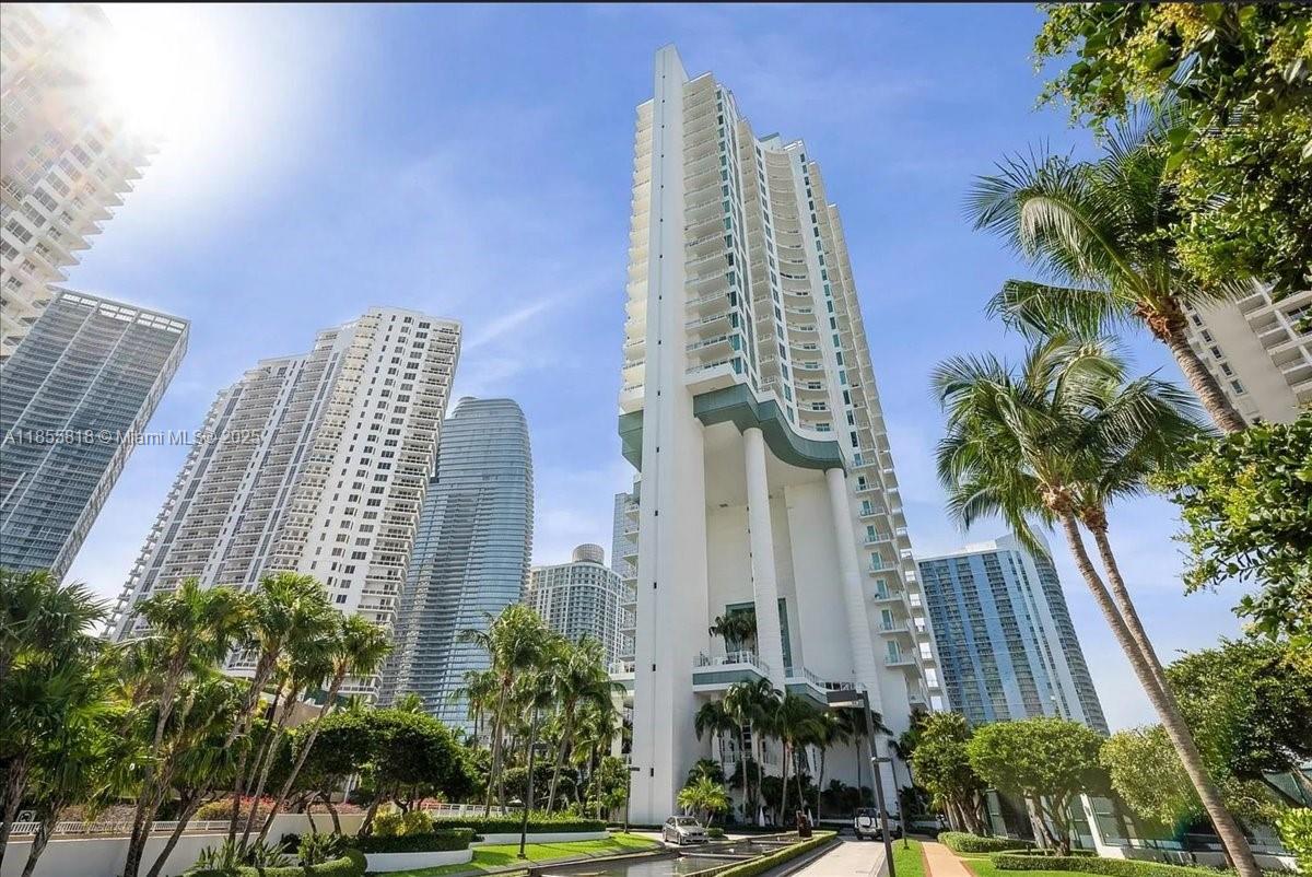 900 Brickell Key Blvd #1101, Miami, FL, 33131 - Investment Condo. Photo #1