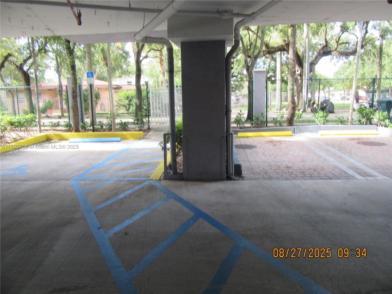 2475 NW 16th St Rd #205, Miami, FL, 33125 - Investment Condo. Photo #1