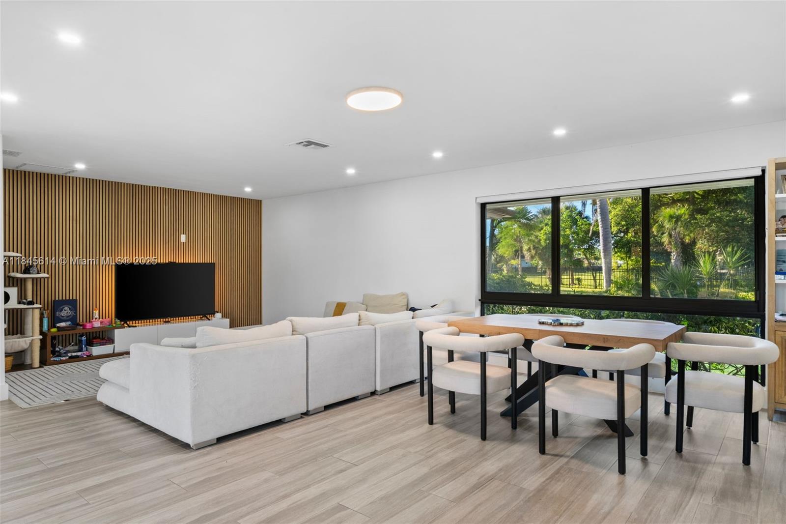 Residential in Pompano Beach - Photo 7