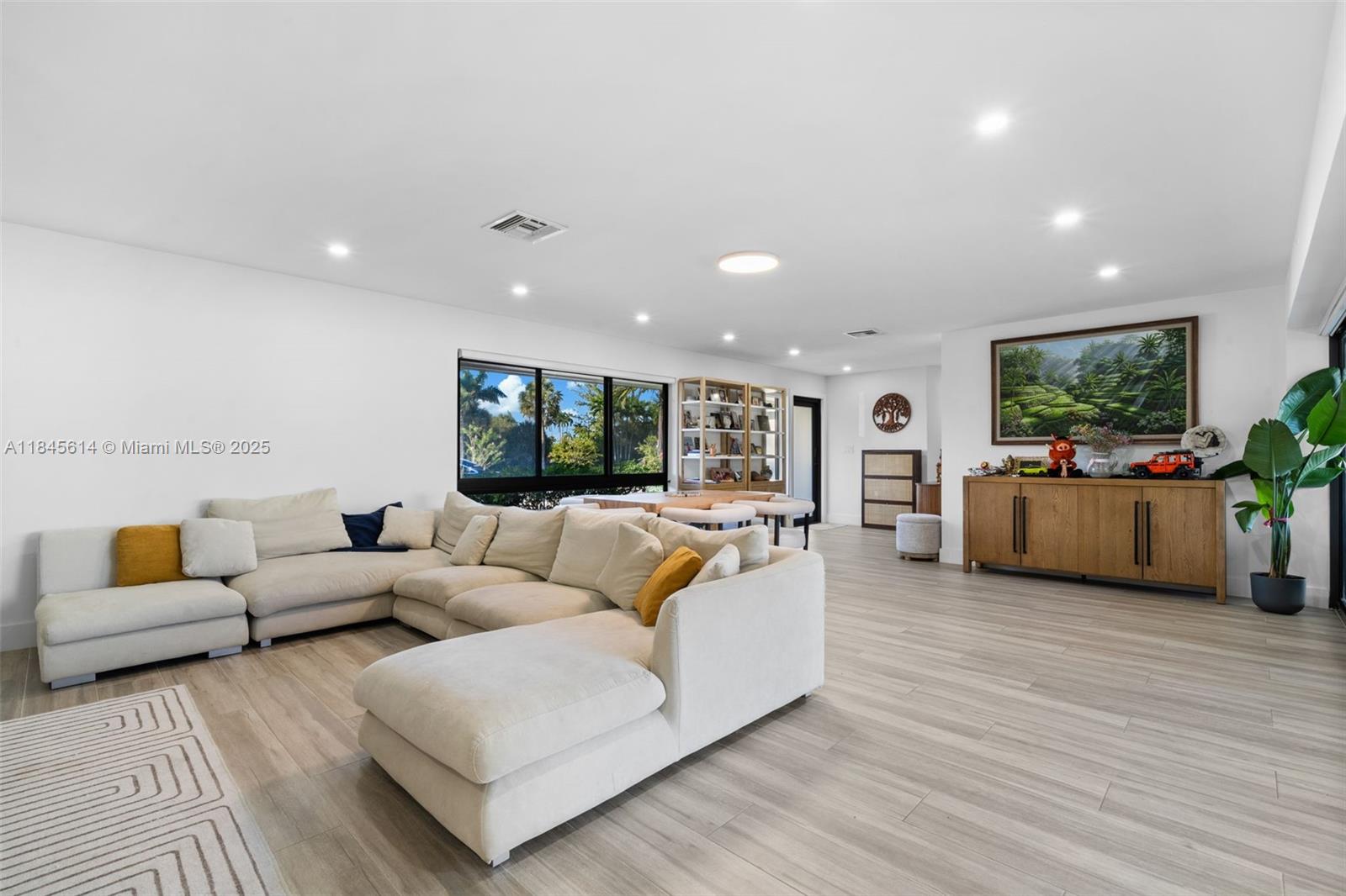 Residential in Pompano Beach - Photo 8
