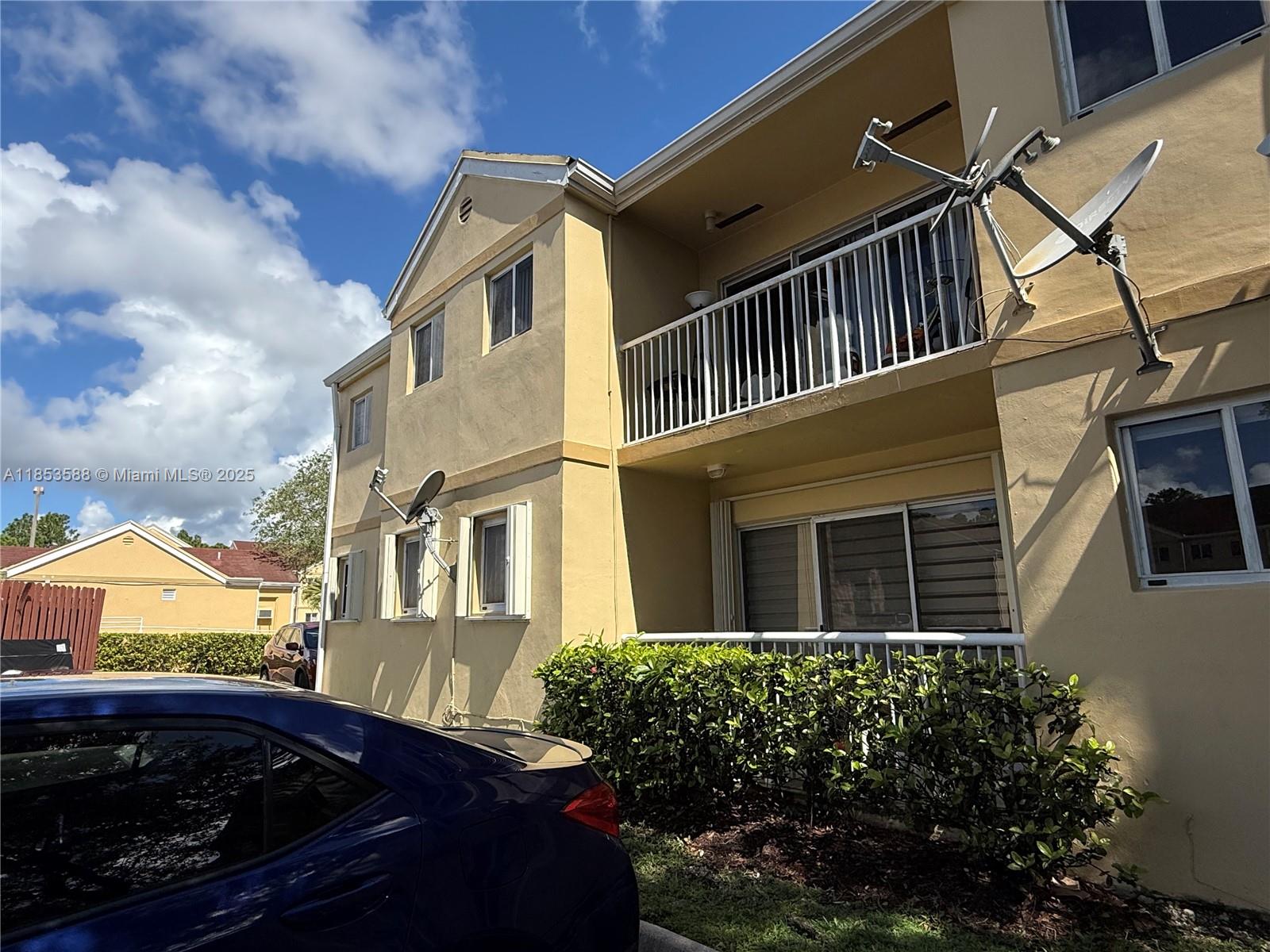 13810 SW 112th St #102, Miami, FL, 33186 - Investment Condo. Photo #1