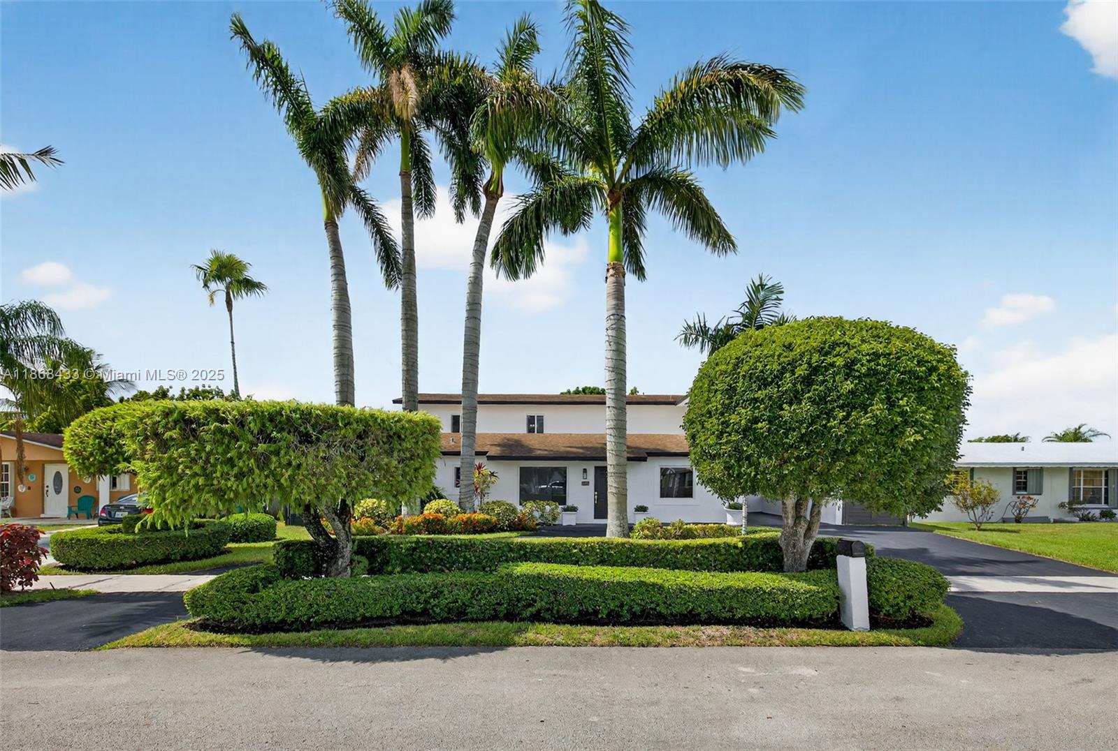 10864 SW 141st Ln, Miami, FL, 33176 - Investment Single Family Home. Photo #1