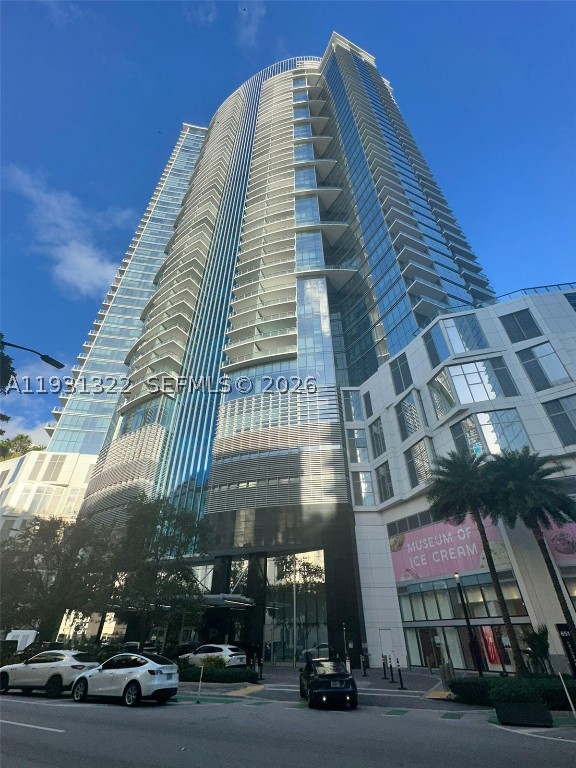 851 NE 1st #2212, Miami, FL, 33132 - Investment Condo. Photo #1