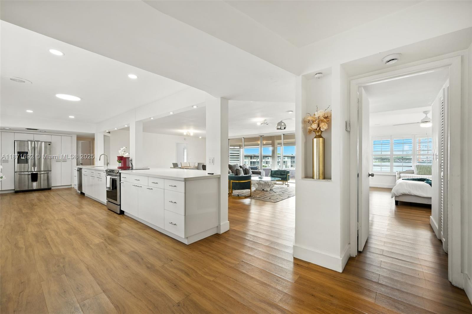 1350 NE 191st St #B307, Miami, FL, 33179 - Investment Condo. Photo #1