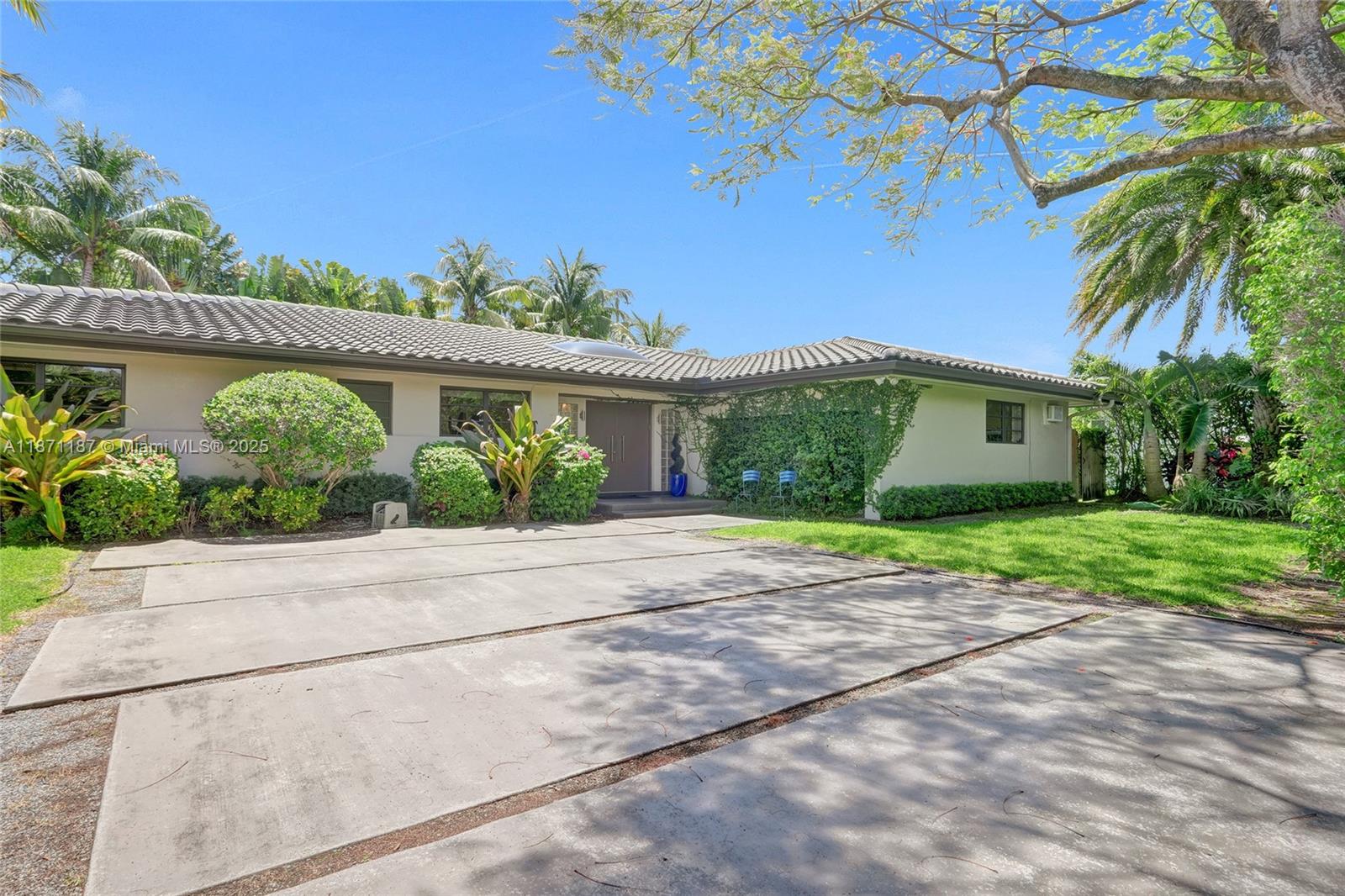 20101 NE 20th Ct, Miami, FL, 33179 - Investment Single Family Home. Photo #1