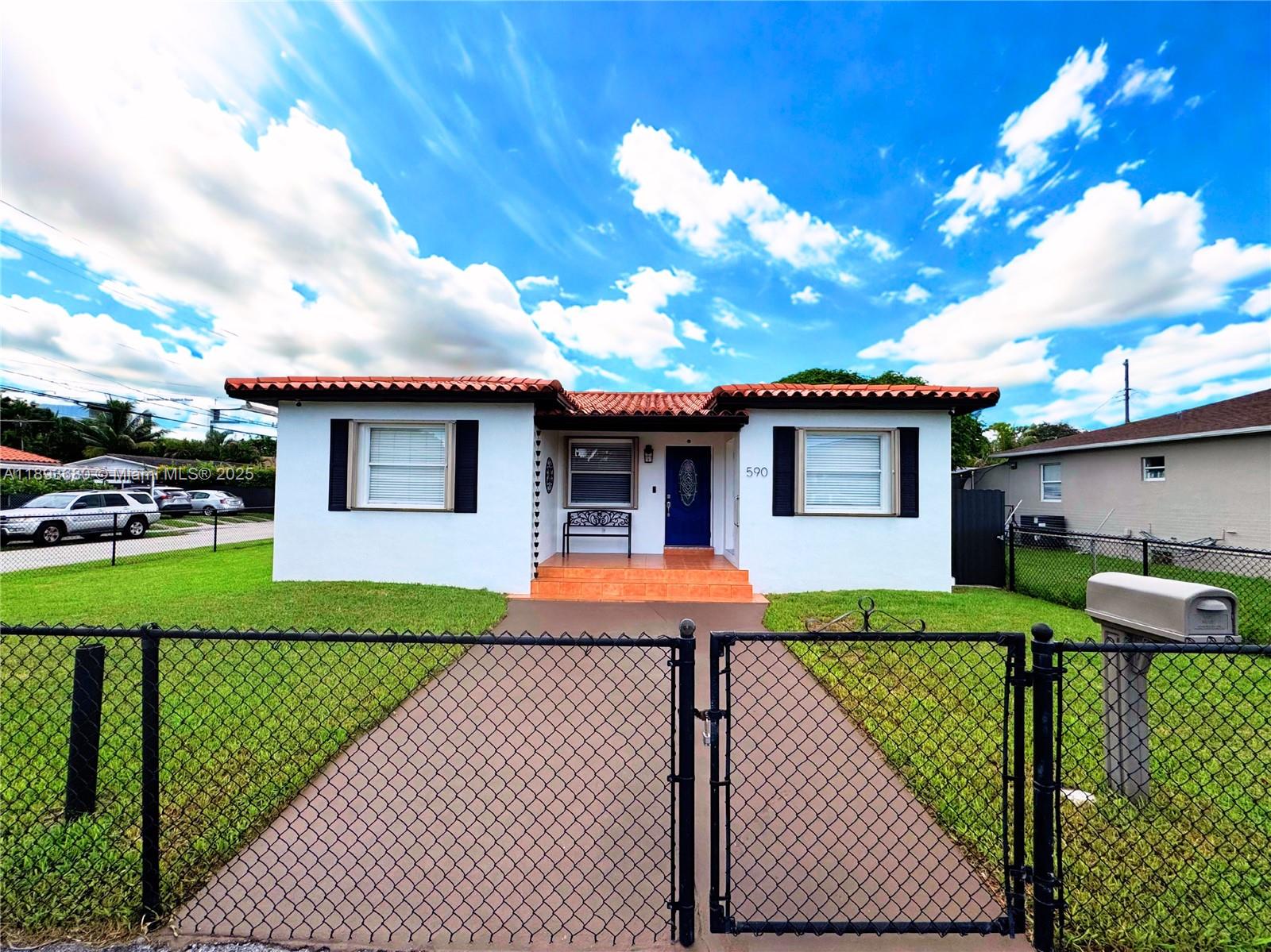 590 SW 36th Ave, Miami, FL, 33135 - Investment Single Family Home. Photo #1