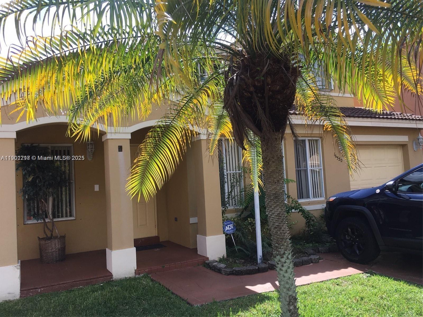 16530 SW 96th Ter, Miami, FL, 33196 - Investment Townhome. Photo #1