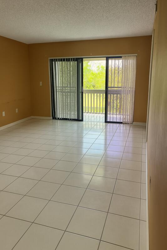 8879 Fontainebleau Boulevard #206, Miami, FL, 33172 - Investment Condo. Photo #1