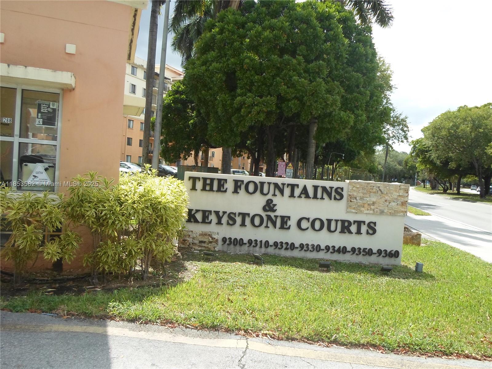 9350 Fontainebleau Blvd #515, Miami, FL, 33172 - Investment Condo. Photo #1