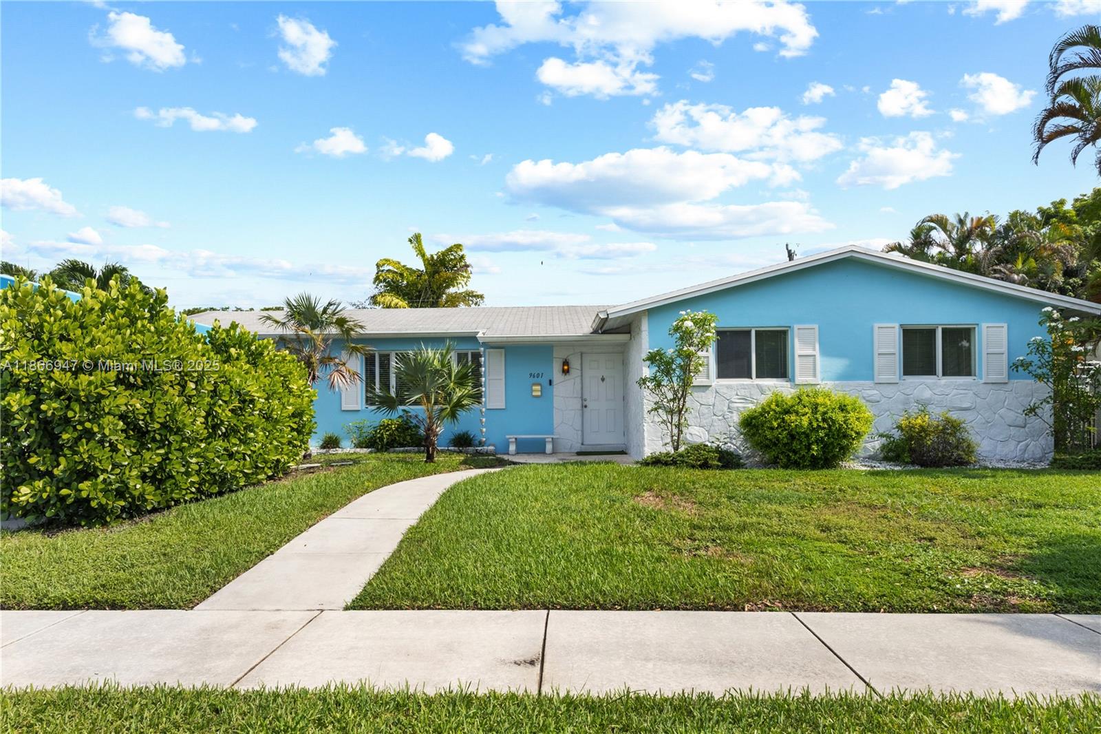 9601 SW 58th St, Miami, FL, 33173 - Investment Single Family Home. Photo #1