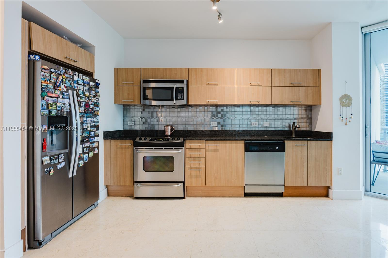 350 S Miami Ave #1814, Miami, FL, 33130 - Investment Condo. Photo #1